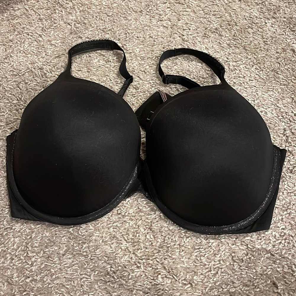 Victoria’s Secret Body by Victoria Perfect Shape black 36DDD/36F bra